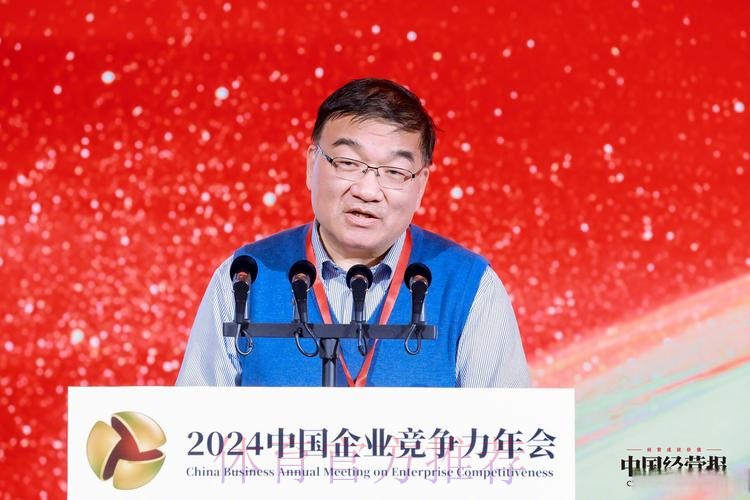 新华社：“走出去”渐成常态 中国裁判员培养初见成效